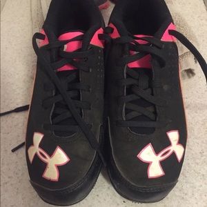 UA girls softball cleats size 13